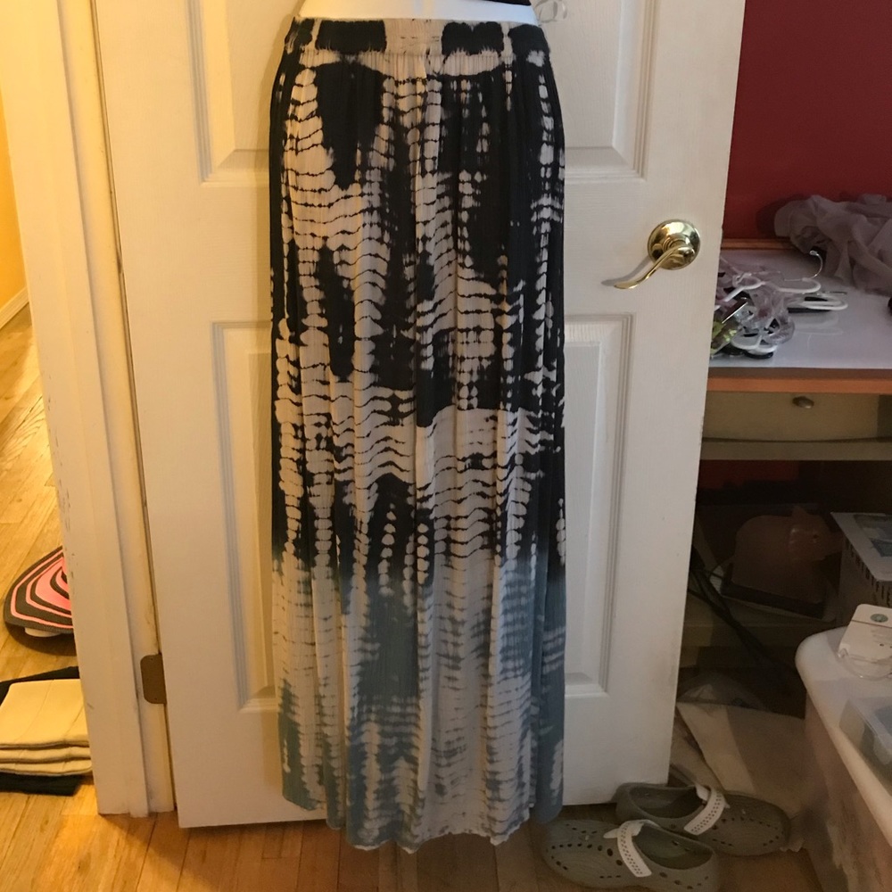 Forever21 Tie Dye Maxi Skirt